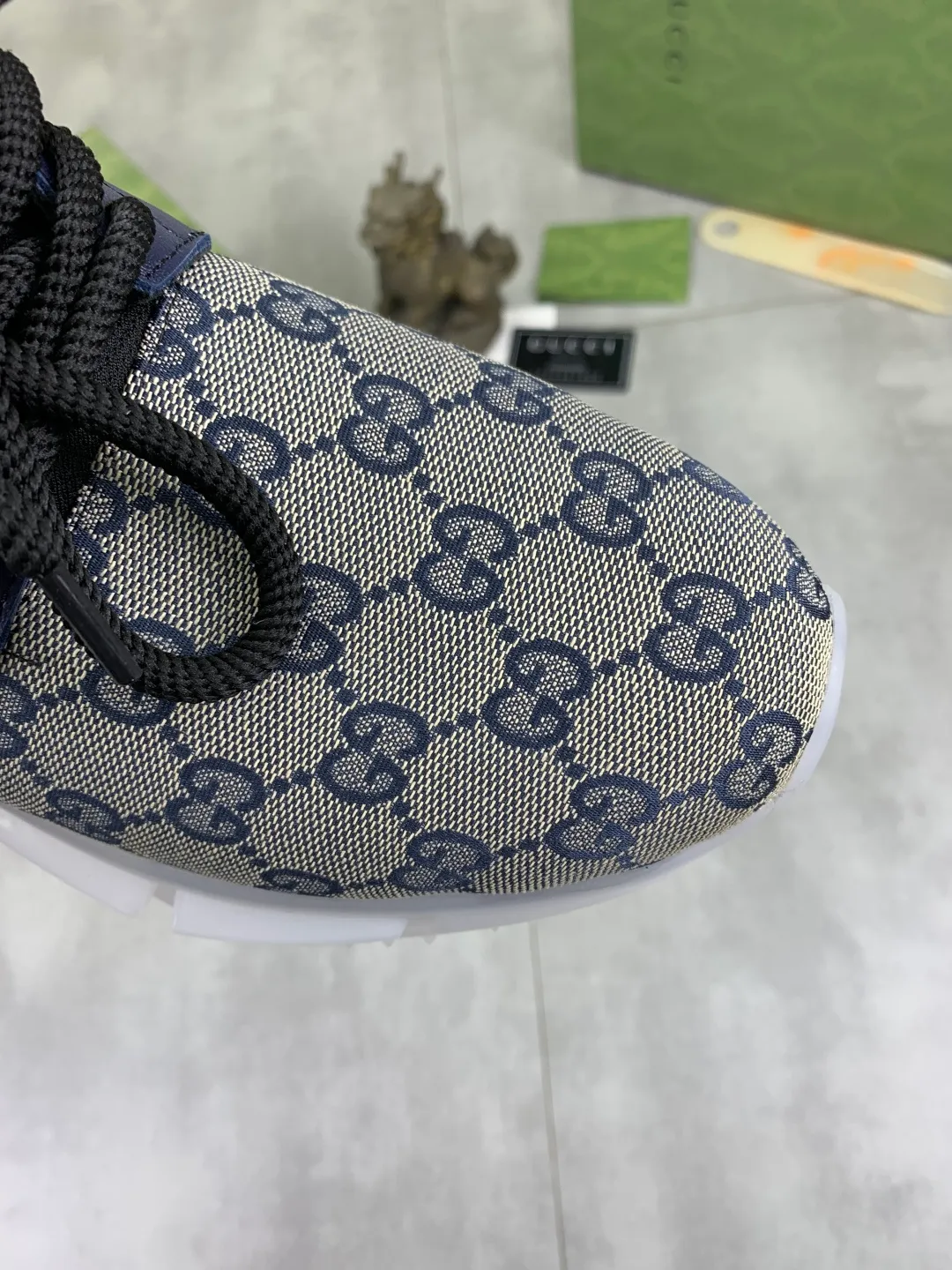 Men's shoes 💰P460💰[New style]🆘 Gucci [GUCCI] classic fashion high-top men's shoes, synchronized with counters, exquisite workmanship, exquisite color matching, the upper is made of original soft double G calfskin Gucci webbing ➕ first-layer pigskin lining ➕ pigskin feet The lasts made according to the original version are quite attractive both on the foot and in the placement. There is no need to explain the good style, the workmanship is superior, quality determines everything, absolutely versatile, code number: 38-44, 2️⃣colors🉑️ to choose from